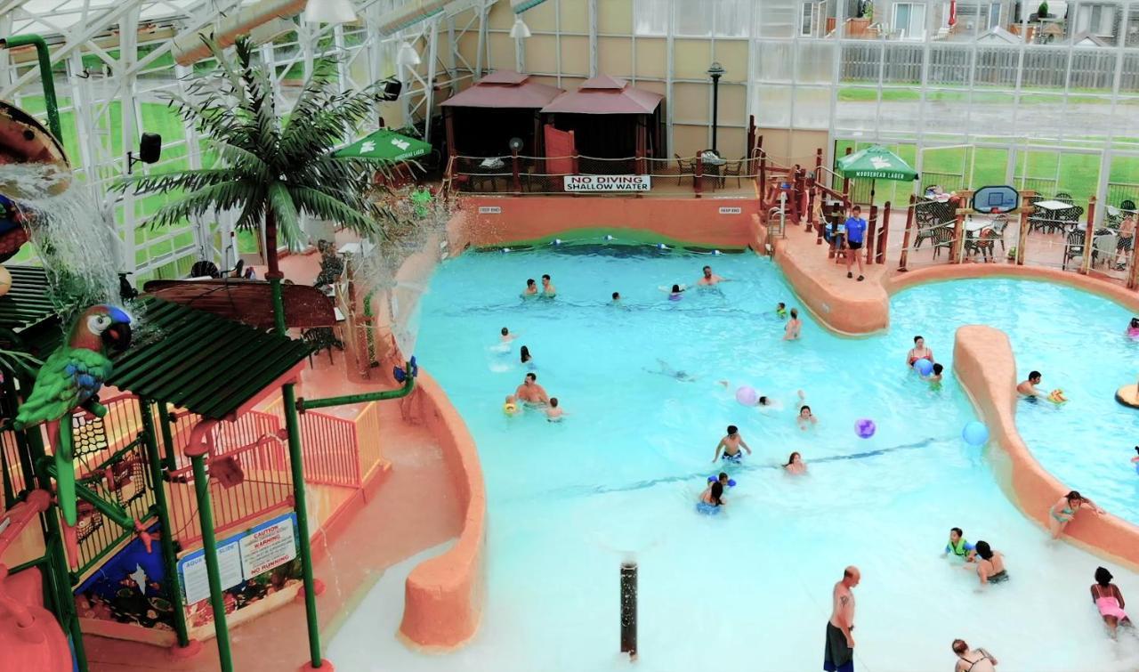 Americana Waterpark Resort & Spa Niagara Falls Exterior photo